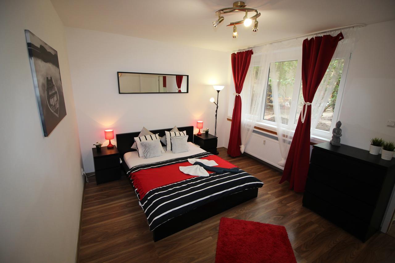 Smart City Prague Apartment Kültér fotó
