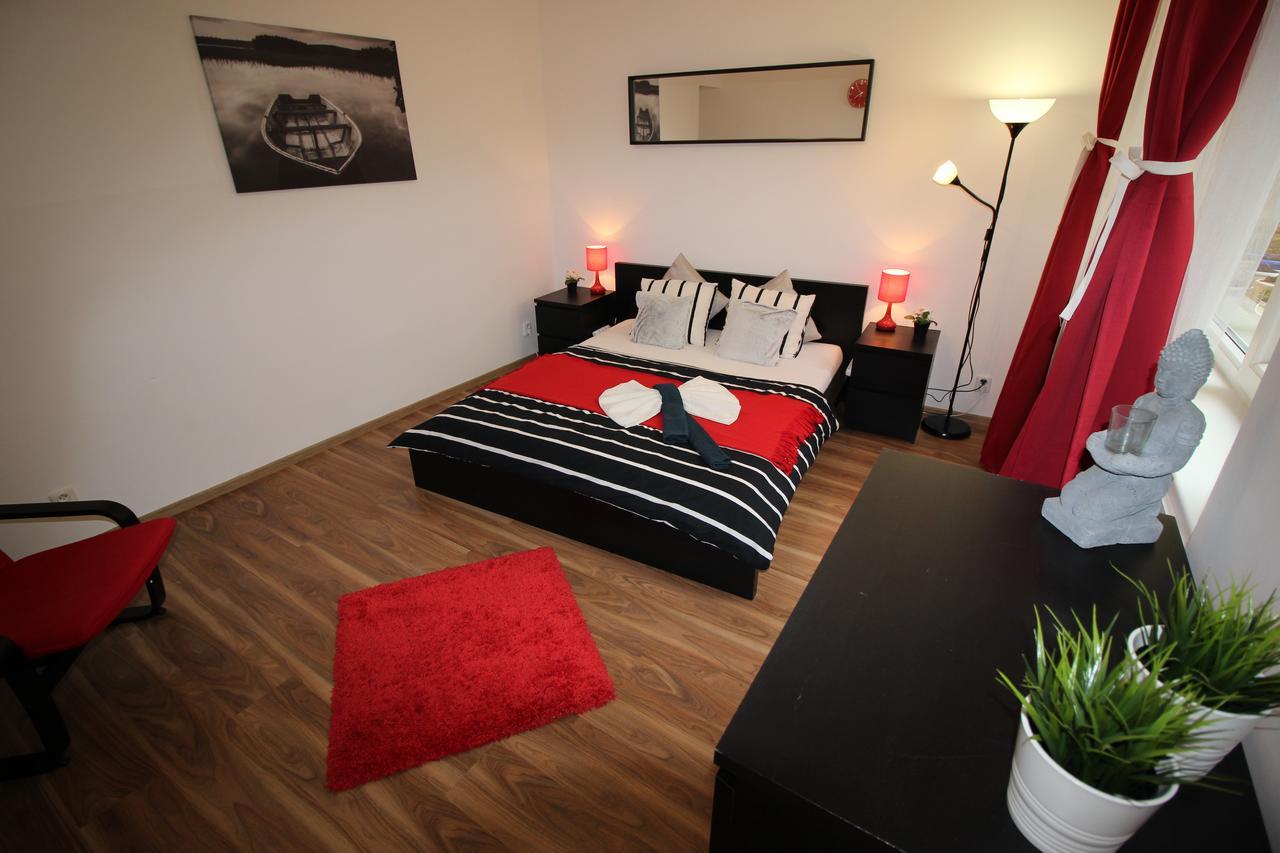 Smart City Prague Apartment Kültér fotó
